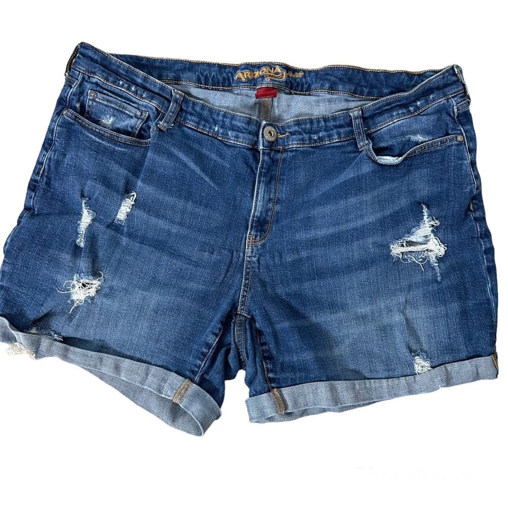 Arizona Jeans Juniors Jean Shorts Size 18 Plus Distressed Cuffed Hem 6” Inseam